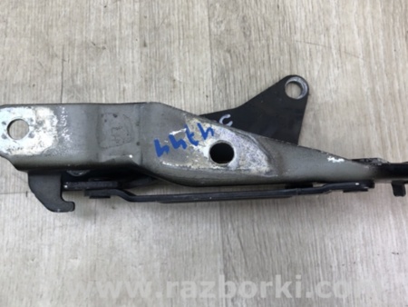ФОТО Петля капоту для Hyundai Veloster (11-18) Киев