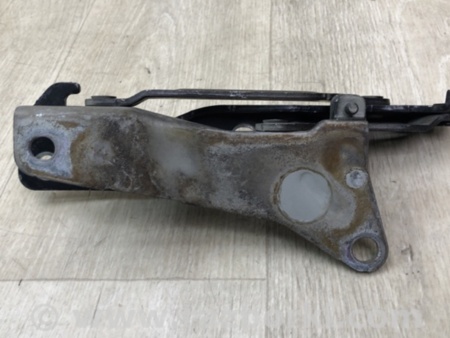 ФОТО Петля капоту для Hyundai Veloster (11-18) Киев