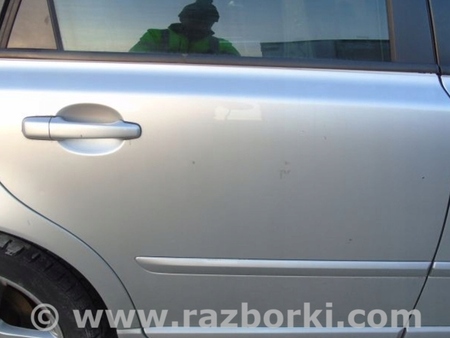 ФОТО Дверь задняя для Volvo V50 Киев