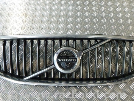 ФОТО Решетка радиатора для Volvo XC60 Киев