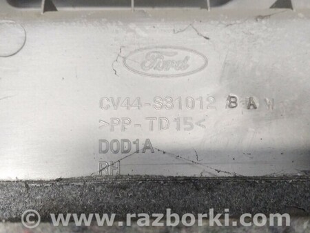ФОТО Обшивка арки правая для Ford Escape 3 (01.2012-12.2018) Киев