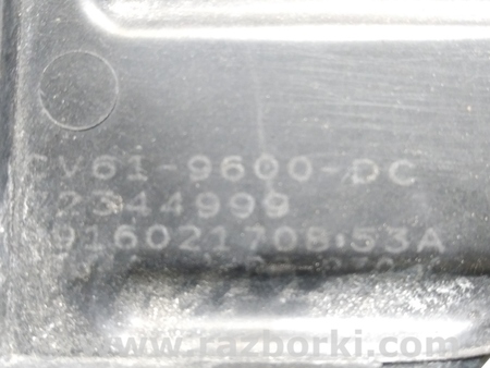 ФОТО Низ корпуса воздушного фильтра для Ford Escape 3 (01.2012-12.2018) Киев