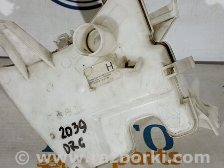 ФОТО Бачок омывателя для Toyota Auris E180 (08.2012-03.2018) Киев
