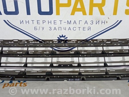 ФОТО Решетка бампера для Volkswagen Passat B8 (07.2014-...) Киев