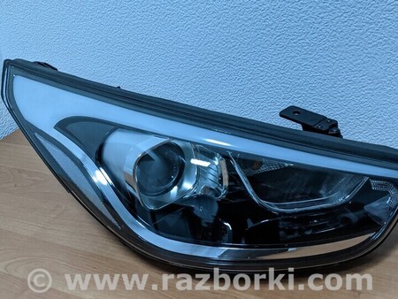 ФОТО Фара передняя правая Ксенон лед блоком для Hyundai ix35 Tucson Киев
