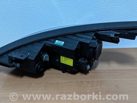 ФОТО Фара передняя правая Ксенон лед блоком для Hyundai ix35 Tucson Киев