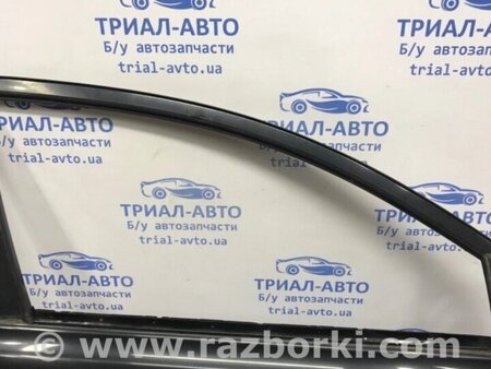 ФОТО Двері передні праві для Toyota Avensis T270 (10.2008-12.2012) Киев