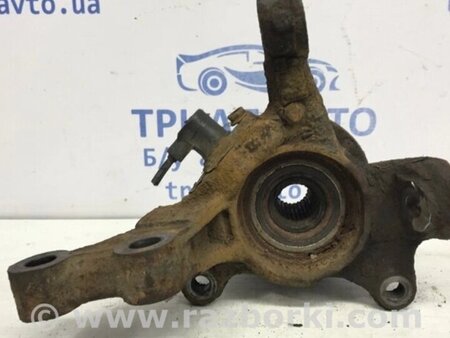 ФОТО Кулак поворотний правий зі маточкою для Toyota Avensis T270 (10.2008-12.2012) Киев