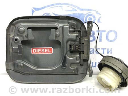 ФОТО Лючок бака для Toyota Avensis T270 (10.2008-12.2012) Киев