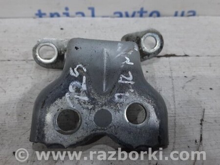 ФОТО Петля двері передньої правої нижня для Toyota Avensis T270 (10.2008-12.2012) Киев