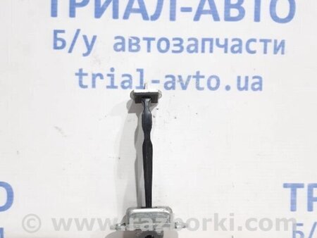 ФОТО Обмежувач дверей задній правий для Nissan X-Trail Киев