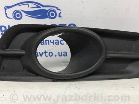 ФОТО Грати протитуманки права для Chevrolet Cruze J300 (2008-2016) Киев