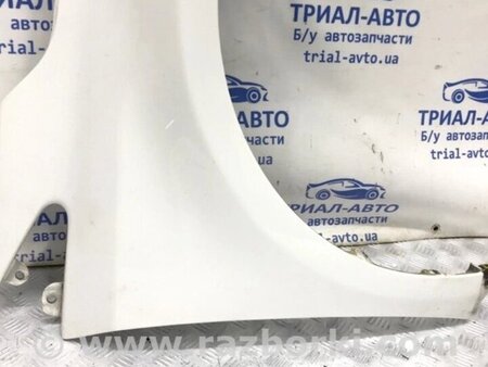 ФОТО Крило переднє праве для Toyota Avensis T270 (10.2008-12.2012) Киев