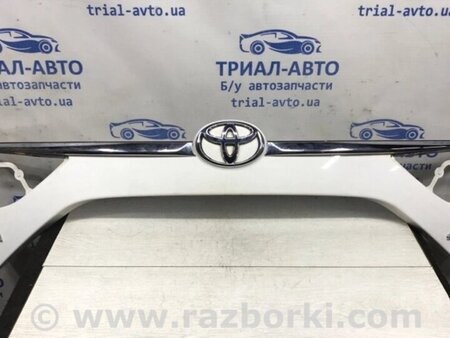 ФОТО Накладка кришки багажника для Toyota Avensis T270 (10.2008-12.2012) Киев