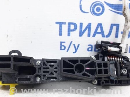 ФОТО Ручка дверей зовнішня задня права для Toyota Avensis T270 (10.2008-12.2012) Киев