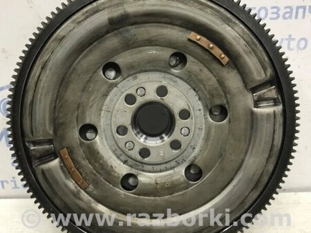ФОТО Маховик для Nissan Juke (10-19) Киев