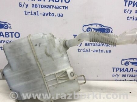 ФОТО Бачок омивача для Mazda 3 BM/BN (2013-2019) (III) Киев