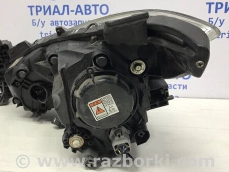 ФОТО Фара права Ксенон для Mazda 3 BM/BN (2013-2019) (III) Киев
