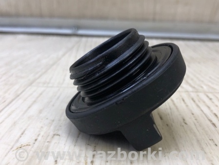 ФОТО Крышка маслозаливной горловины для Toyota Camry 30 XV30 (09.2001-03.2006) Киев