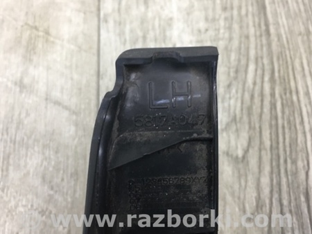 ФОТО Накладка петли крышки багажника для Mitsubishi Outlander XL Киев