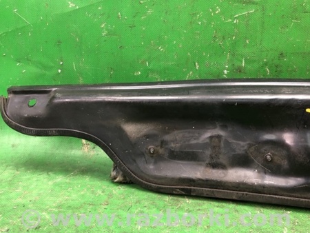 ФОТО Пластик под лобовое стекло (Жабо) для Volkswagen Jetta 5 1K2, 1K5 (01.2005 - 12.2010) Киев