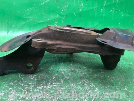 ФОТО Кулак поворотный для Mitsubishi Galant Киев