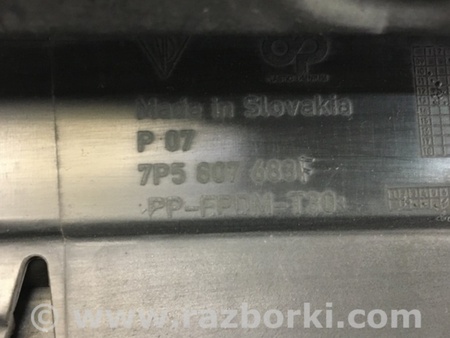 ФОТО Решетка переднего бампера для Porsche Cayenne Type 958 (10-18) Киев
