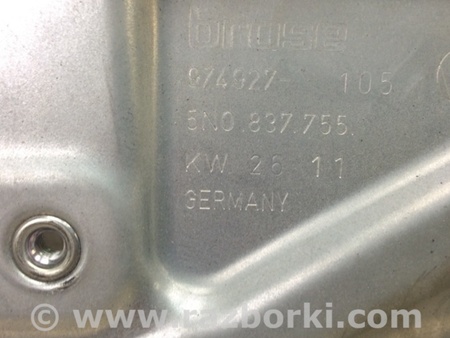 ФОТО Стеклоподъемник для Volkswagen Tiguan (11-17) Киев