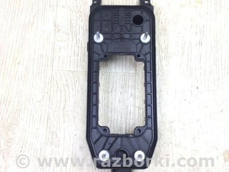 ФОТО Кронштейн для Volkswagen Tiguan (11-17) Киев