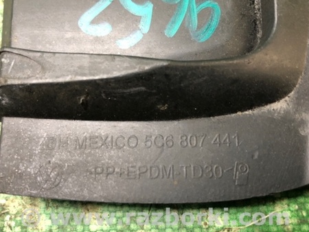 ФОТО Заглушка буксировочного крюка для Volkswagen Jetta USA (10-17) Киев
