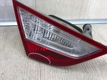 ФОТО Фонарь задний внутренний для Hyundai Sonata YF (09.2009-03.2014) Киев