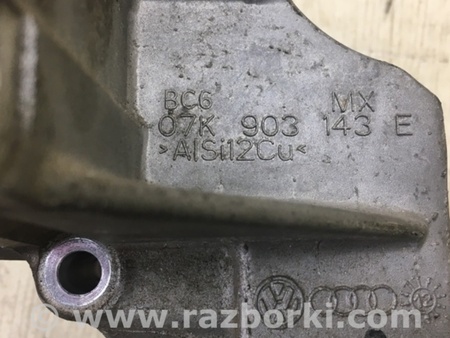 ФОТО Кронштейн натяжного ролика для Volkswagen Jetta USA (10-17) Киев