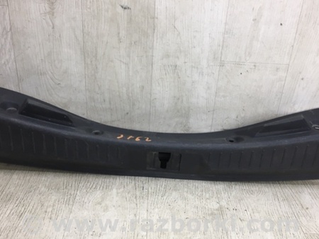 ФОТО Накладка панели багажника внутренняя для Ford Escape 3 (01.2012-12.2018) Киев