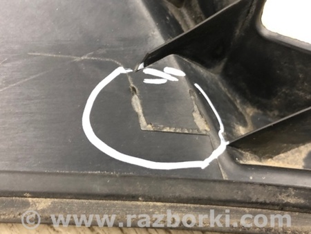 ФОТО Пластик под лобовое стекло (Жабо) для Jeep Patriot (10-17) Киев