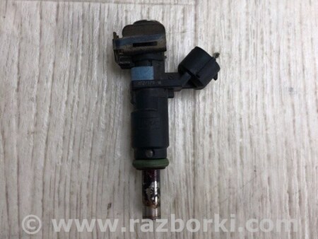 ФОТО Форсунка топливная для Volkswagen Passat B7 (09.2010-06.2015) Киев