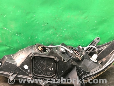ФОТО Фара для Toyota Sienna (11-16) Киев