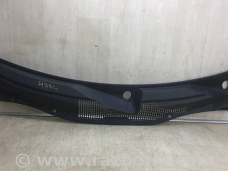 ФОТО Пластик под лобовое стекло (Жабо) для Jeep Compass (06-15) Киев