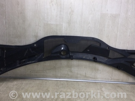 ФОТО Пластик под лобовое стекло (Жабо) для Jeep Patriot (10-17) Киев