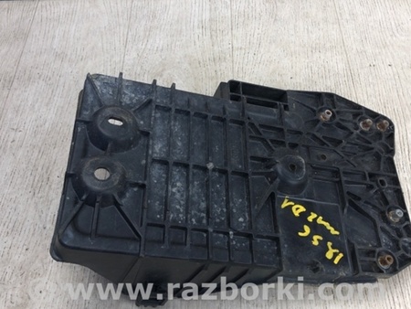 ФОТО Полка аккумулятора для Mazda 3 BM/BN (2013-2019) (III) Киев