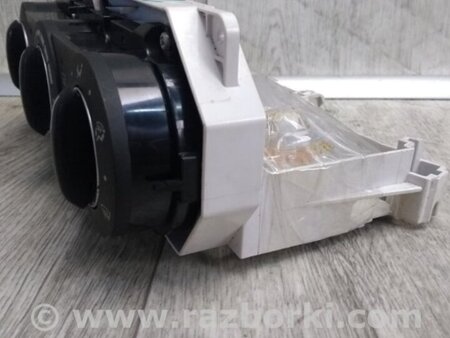 ФОТО Блок управления печкой для Mazda 3 BM/BN (2013-2019) (III) Киев