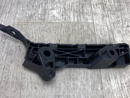 ФОТО Кронштейн бампера переднего для Mazda 3 BM/BN (2013-2019) (III) Киев