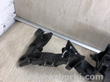 ФОТО Накладка замка капота для Ford Focus 3 (01.2010 - 03.2018) Киев