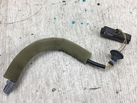 ФОТО Кнопка открывания багажника наружная для Nissan Altima L33 Киев