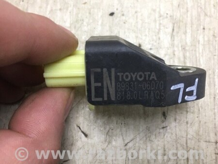 ФОТО Датчик удара для Toyota Camry 50 XV55 (04.2014-07.2018)  Киев