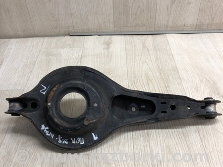 ФОТО Рычаг задний нижний поперечный для Ford Focus 3 (01.2010 - 03.2018) Киев