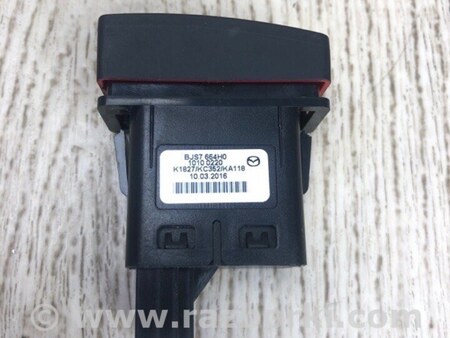 ФОТО Кнопка аварийки для Mazda 3 BM/BN (2013-2019) (III) Киев