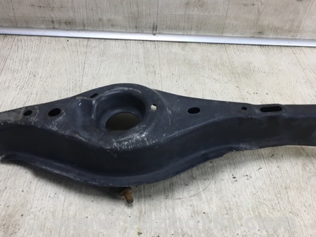 ФОТО Рычаг задний нижний поперечный для Mazda 3 BM/BN (2013-2019) (III) Киев