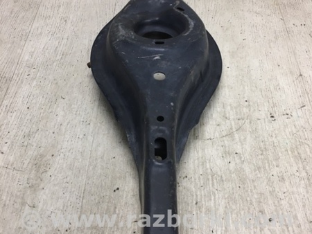 ФОТО Рычаг задний нижний поперечный для Mazda 3 BM/BN (2013-2019) (III) Киев