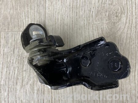 ФОТО Петля двери нижняя для Ford Escape 3 (01.2012-12.2018) Киев