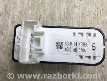 ФОТО Кнопка стеклоподьемника для Mazda 3 BM/BN (2013-2019) (III) Киев